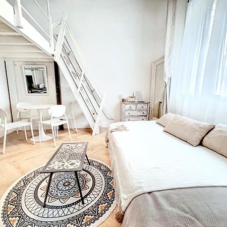 Studio avec Mezzanine 100M Du VIEUX PORT ET PARKING Cannes Exterior foto