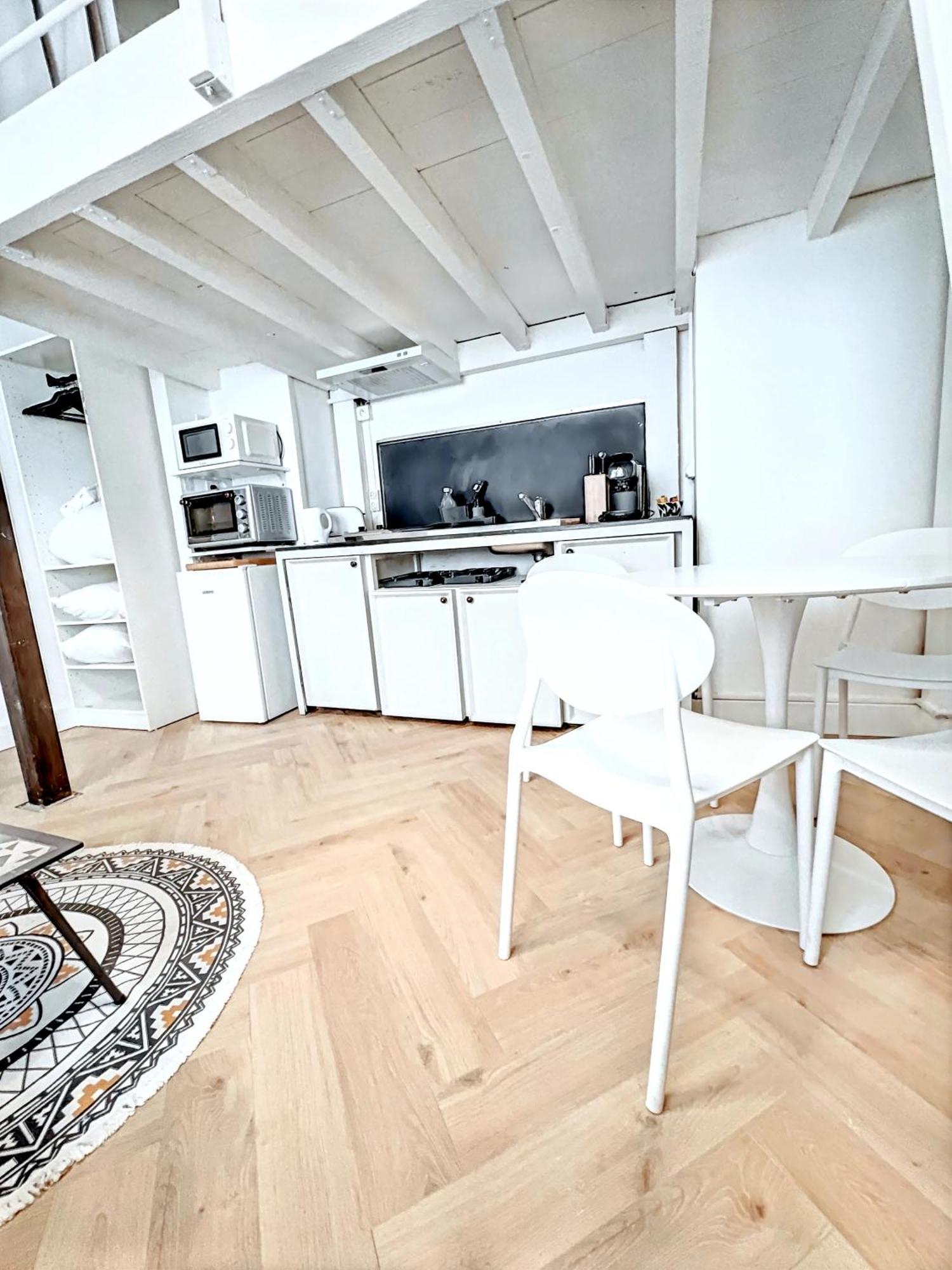 Studio avec Mezzanine 100M Du VIEUX PORT ET PARKING Cannes Exterior foto